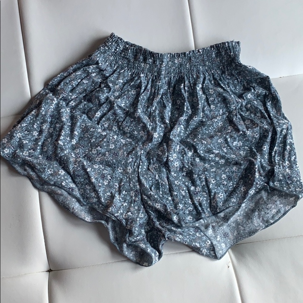 Garage Floral Shorts